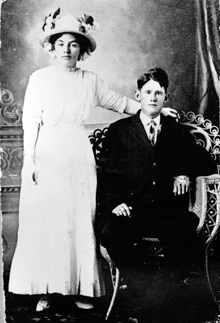Wedding photo of Lottie & Cecil Turner