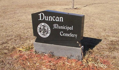 Duncan Municipal Cemetery Sign