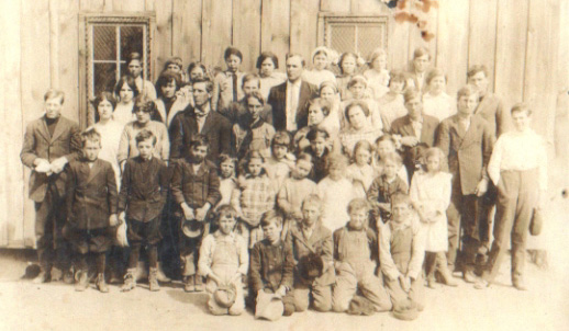 photo of Prairie Dale students 1908